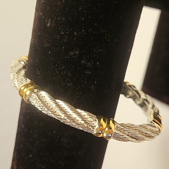 Silvertone Rope & Goldtone Bangle 2 3/8"Dia Bracelet w/ Safety Chain - Picture 1 of 8